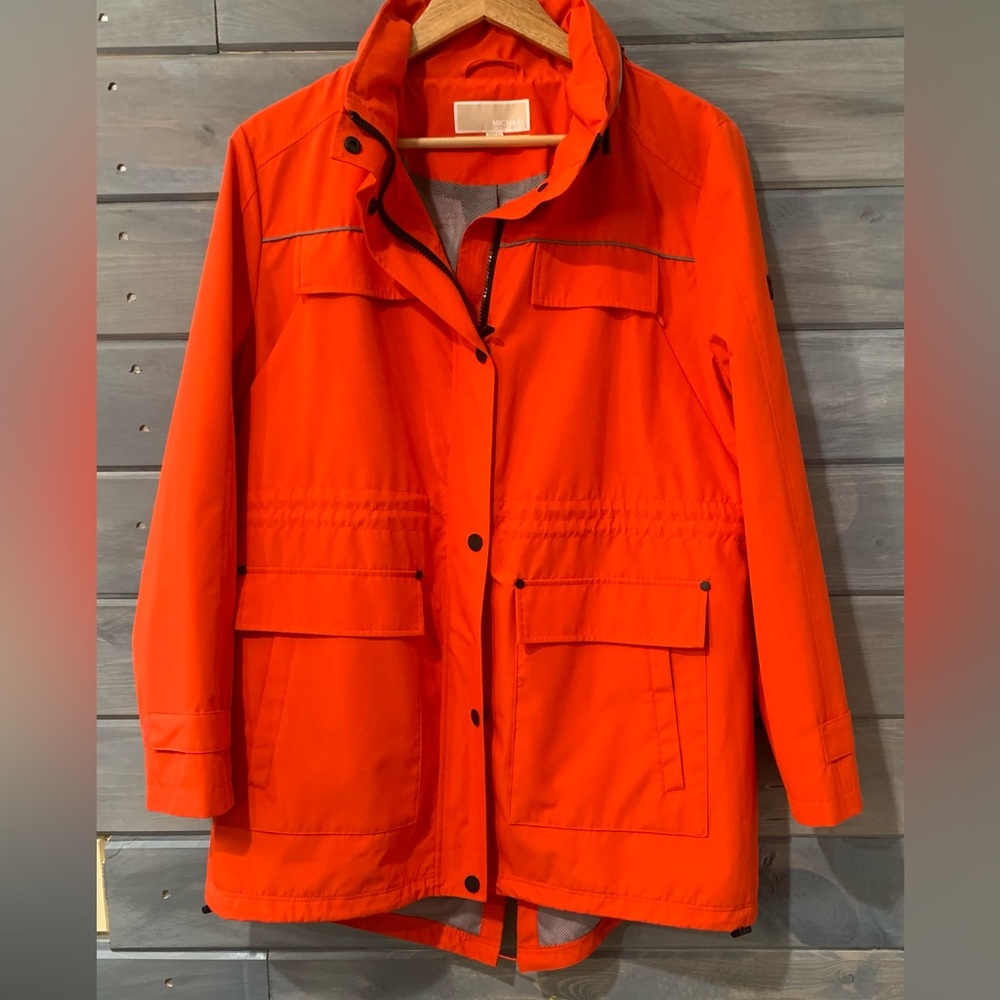 Ladies’ Michael kors rain coat size Large